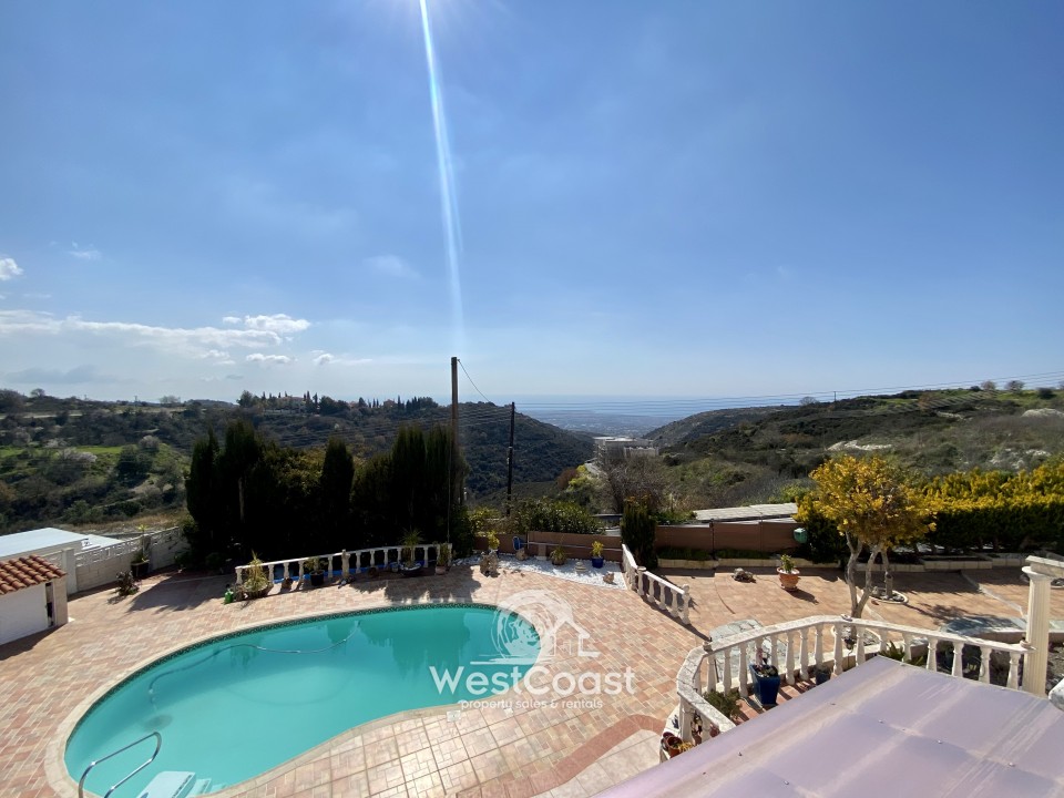 Detached Villa For Sale in Tsada, Paphos SL22635