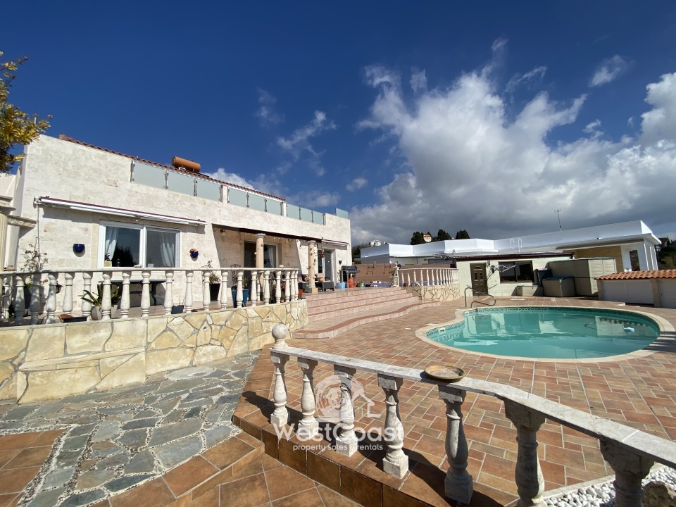 Detached Villa For Sale in Tsada, Paphos SL22635