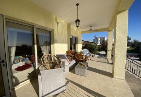 Detached Villa For Rent  in  Sea Caves - St.George