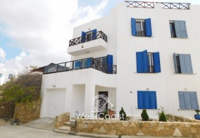 Semi Detached Villa For Rent  in  Chloraka
