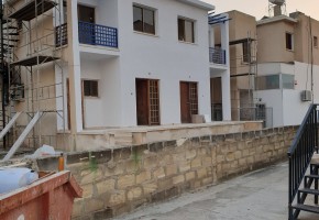 Building For Sale  in  Tombs of the Kings