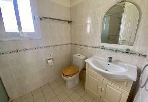 Detached Villa For Sale  in  Tombs of the Kings