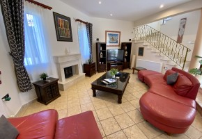 Detached Villa For Sale  in  Coral Bay