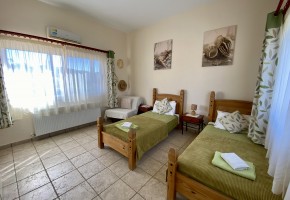 Detached Villa For Sale  in  Coral Bay