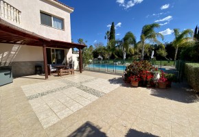 Detached Villa For Sale  in  Coral Bay
