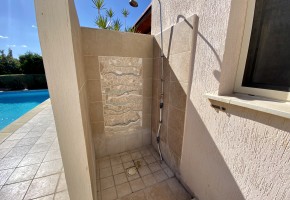 Detached Villa For Sale  in  Coral Bay