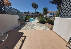 Town House For Sale  in  Universal