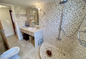 Detached Villa For Sale  in  Peyia