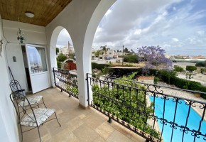 Detached Villa For Sale  in  Peyia
