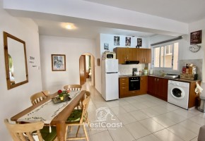 Detached Villa For Rent  in  Universal