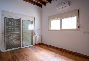 Detached Villa For Sale  in  Acheleia