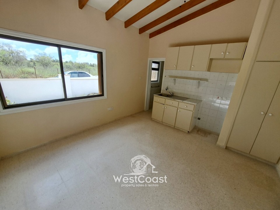 Bungalow For Sale in Lasa, Paphos SL22853