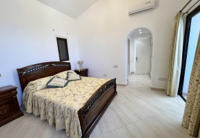 Detached Villa For Sale  in  Kamares - Tala