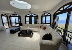 Detached Villa For Sale  in  Kamares - Tala