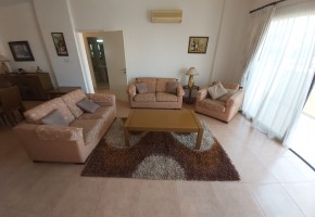 Penthouse For Sale  in  Tombs of the Kings