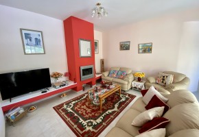 Bungalow For Sale  in  Peyia