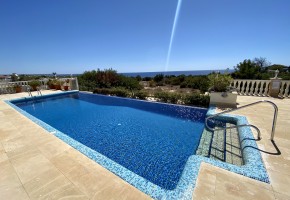 Apartment For Sale  in  Sea Caves - St.George