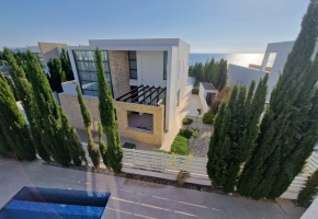 Detached Villa For Sale  in  Sea Caves - St.George