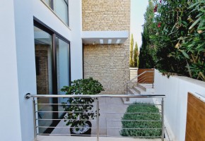 Detached Villa For Sale  in  Sea Caves - St.George