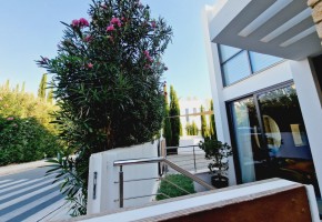 Detached Villa For Sale  in  Sea Caves - St.George
