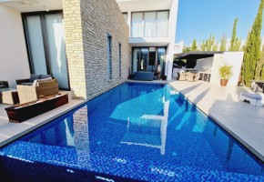 Detached Villa For Sale  in  Sea Caves - St.George