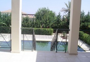 Detached Villa For Sale  in  Neo Chorio