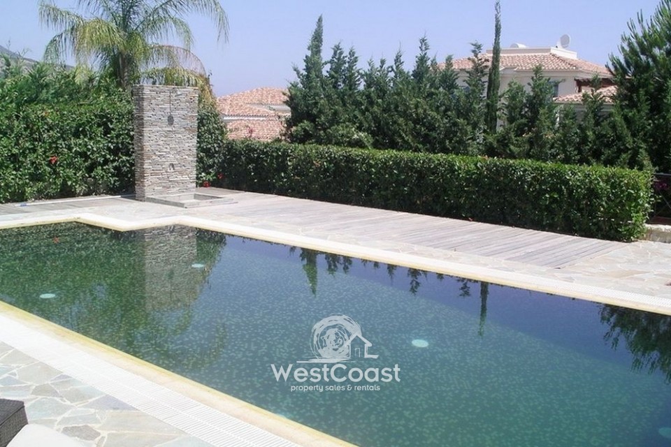 Detached Villa For Sale  in  Neo Chorio