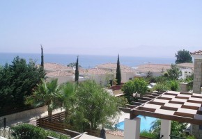 Detached Villa For Sale  in  Neo Chorio