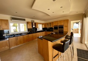 Detached Villa For Sale  in  Akoursos