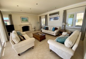 Detached Villa For Sale  in  Akoursos