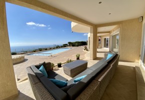 Detached Villa For Sale  in  Akoursos