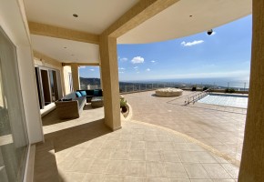 Detached Villa For Sale  in  Akoursos
