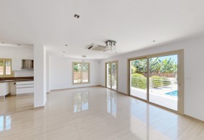 Detached Villa For Sale  in  Kissonerga