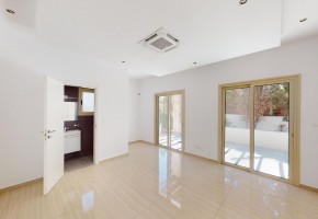 Detached Villa For Sale  in  Kissonerga