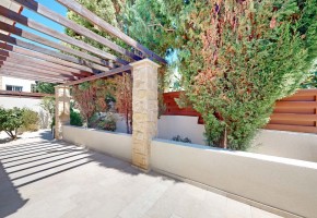 Detached Villa For Sale  in  Kissonerga