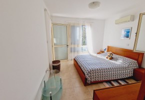 Detached Villa For Sale  in  Anavargos