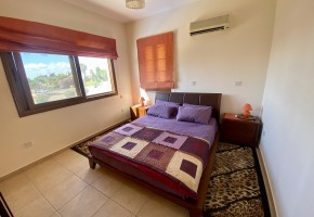 Apartment For Sale  in  Tombs of the Kings