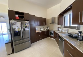 Bungalow For Sale  in  Mesa Chorio