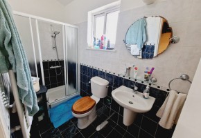 Detached Villa For Sale  in  Universal