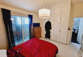 Detached Villa For Sale  in  Universal