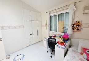 Detached Villa For Sale  in  Universal