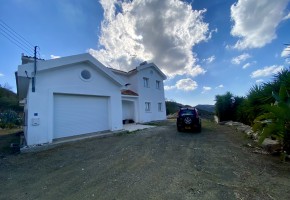 Detached Villa For Sale in Marathounda, Paphos - SL23326