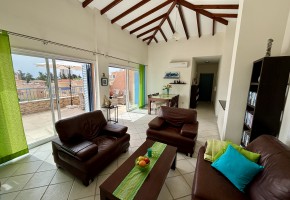 Penthouse For Sale  in  Kato Paphos