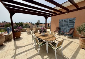 Penthouse For Sale  in  Kato Paphos