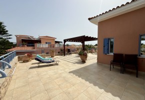Penthouse For Sale  in  Kato Paphos
