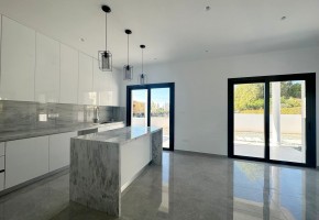 Detached Villa For Sale  in  Yeroskipou