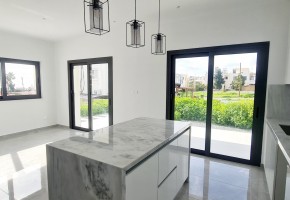 Detached Villa For Sale  in  Yeroskipou