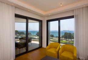 Apartment For Rent  in  Molos
