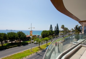 Apartment For Rent  in  Molos