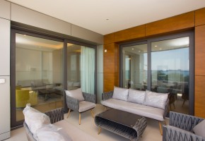 Apartment For Rent  in  Molos